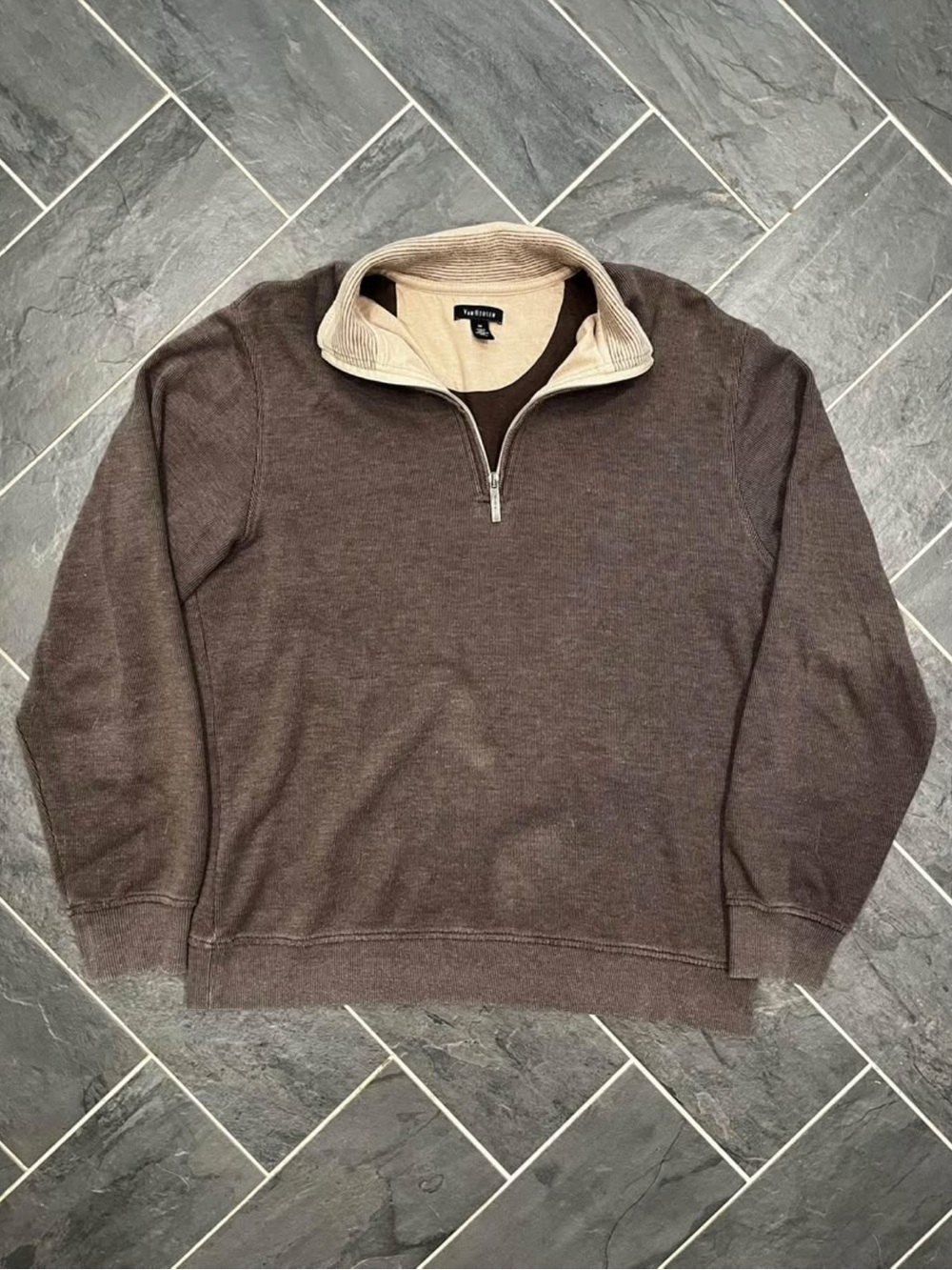Van Heuven Brown Quarter-Zip Sweater with Contrast Collar